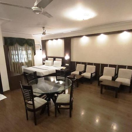 Hotel Shiva Residency Dehradun Buitenkant foto