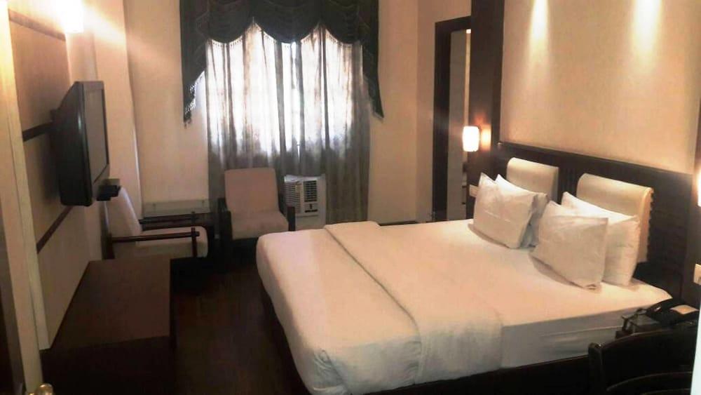 Hotel Shiva Residency Dehradun Buitenkant foto