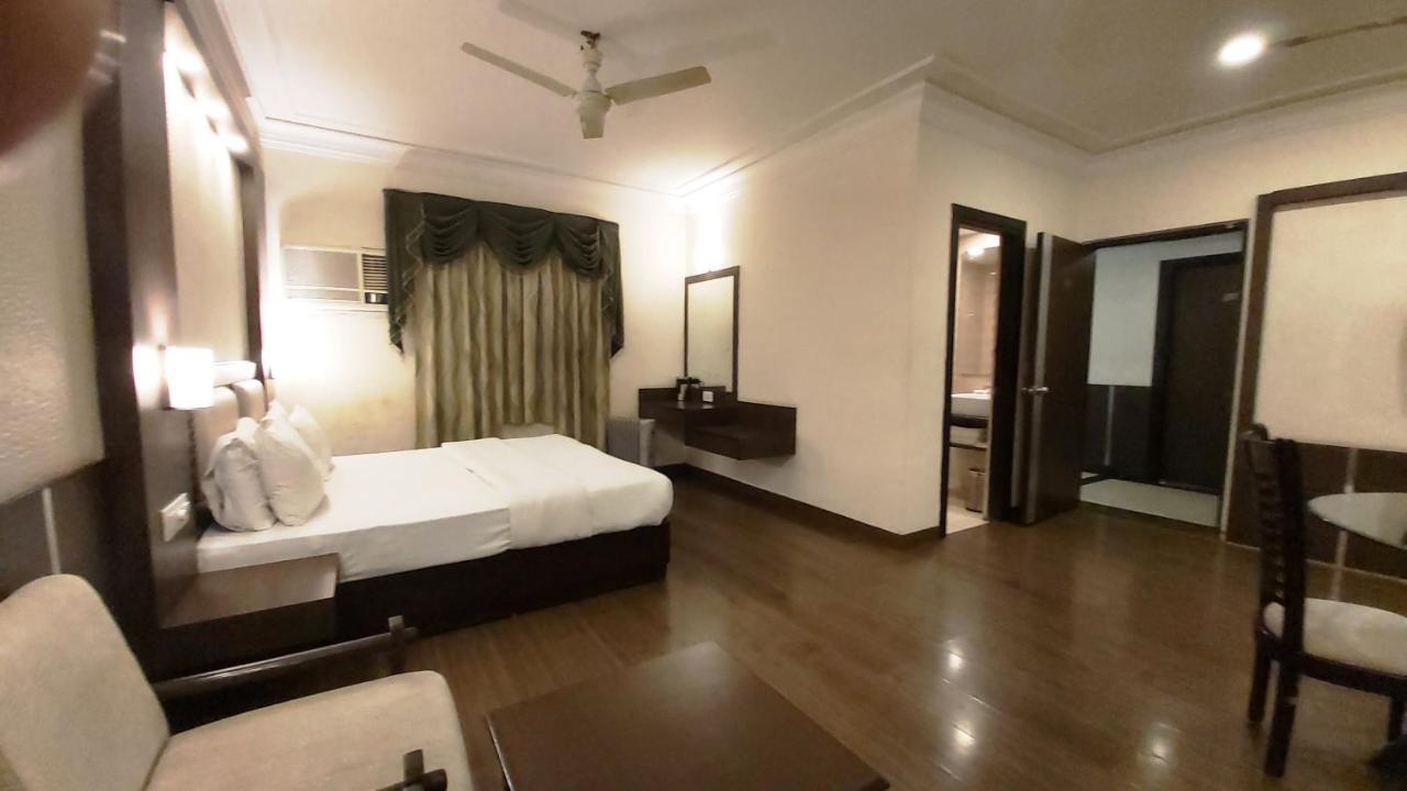 Hotel Shiva Residency Dehradun Buitenkant foto